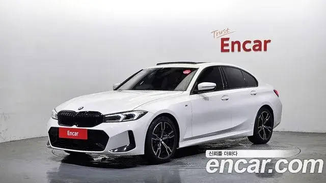 BMW 3-Series 320i M Sport 2025