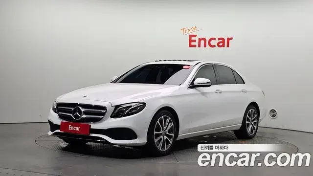 Mercedes-Benz E-Class E300 4MATIC Avnatgarde 2019