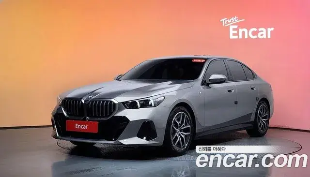 BMW 5-Series 520i M Sport 2025