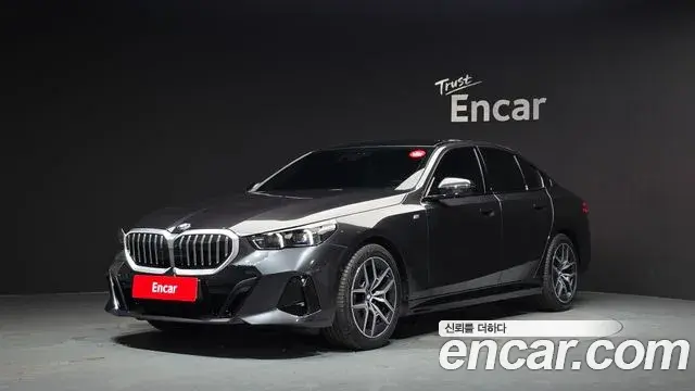BMW 5-Series 520i M Sport 2025