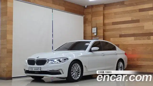 BMW 5-Series 530i Luxury Plus 2019