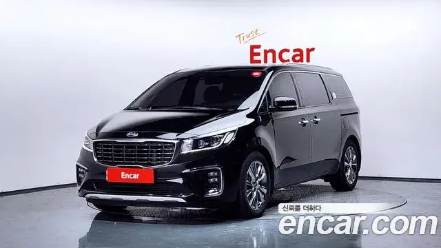 Kia Carnival 7-Seater Limousine President 2020