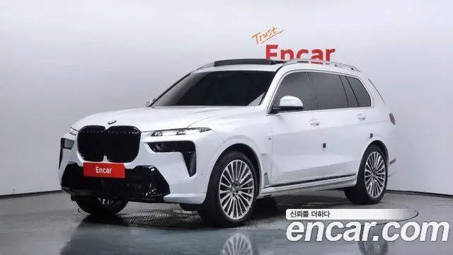 BMW X7 xDrive 40i Design Pure Excellence 7-Seater 2021
