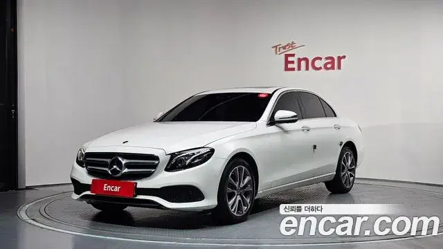 Mercedes-Benz E-Class E300 4MATIC Avnatgarde 2019