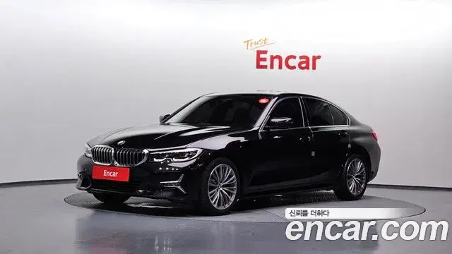 BMW 3-Series 320i Luxury 2021