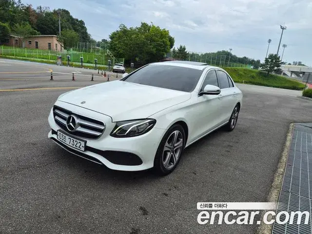 Mercedes-Benz E-Class E300 4MATIC Avnatgarde 2019