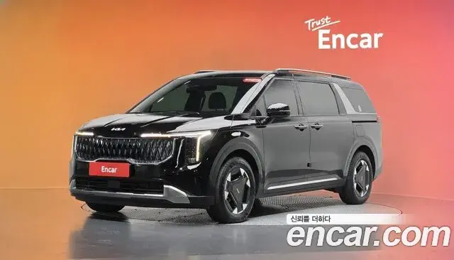 Kia Carnival HEV 9seater Signature 2024