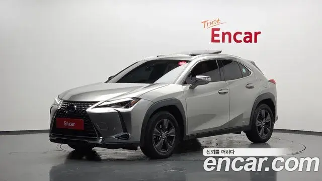 Lexus UX 2.0 2WD 2020