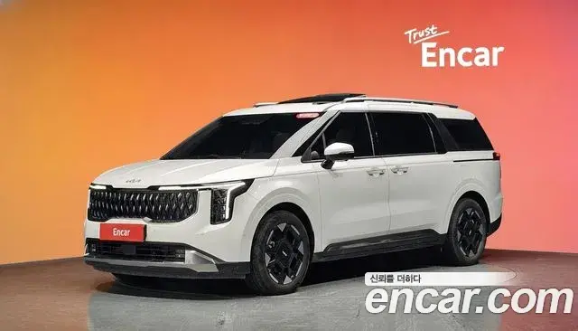 Kia Carnival HEV 9seater Signature 2024