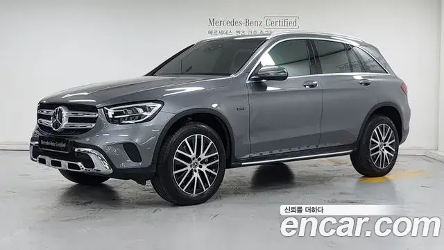 Mercedes-Benz GLC-Class GLC300e 4MATIC 2021
