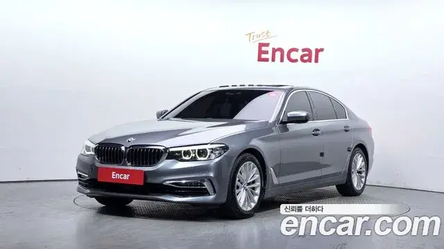 BMW 5-Series 530i Luxury Plus 2019