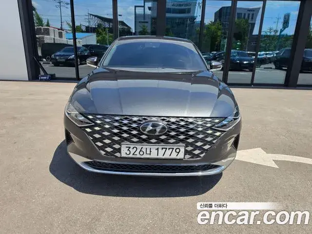 Hyundai Grandeur 2.5 Le Blanc 2022