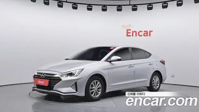 Hyundai AVANTE 1.6 Style 2019