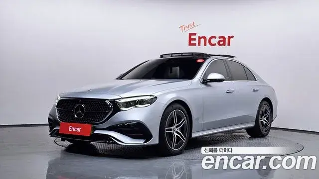 Mercedes-Benz E-Class E300 4MATIC AMG Line 2025