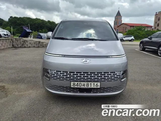Hyundai Staria Cargo 5-Seater Modern 2022
