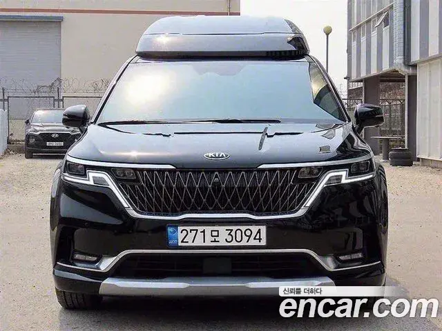 Kia Carnival Gasoline 9-Seater Hi-Limousine Signature 2021