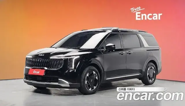 Kia Carnival HEV 9seater Signature 2024