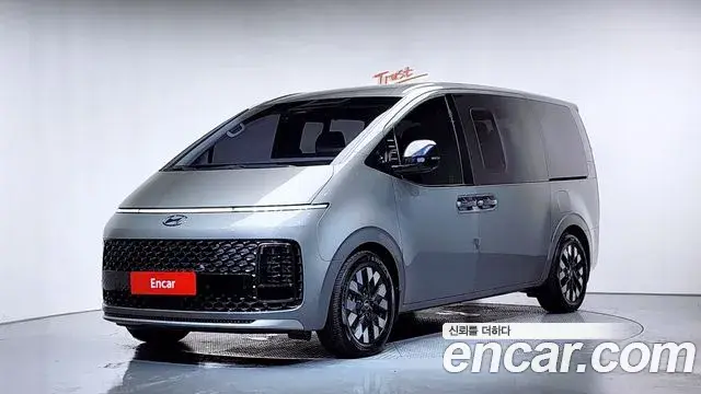 Hyundai Staria 4WD Lounge 9-Seater Inspiration 2022