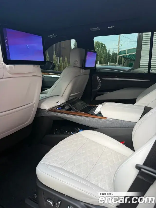 Cadillac Escalade 6.2 ESV ESV Premium Luxury Platinum 2025
