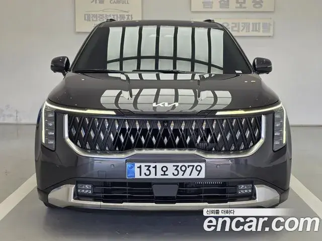 Kia Carnival Diesel 9-Seater Signature 2024