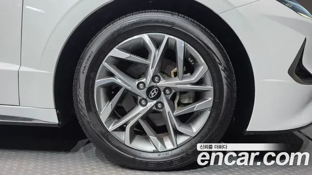 Hyundai Sonata 2.0 Premium Family 2019 — фото 5