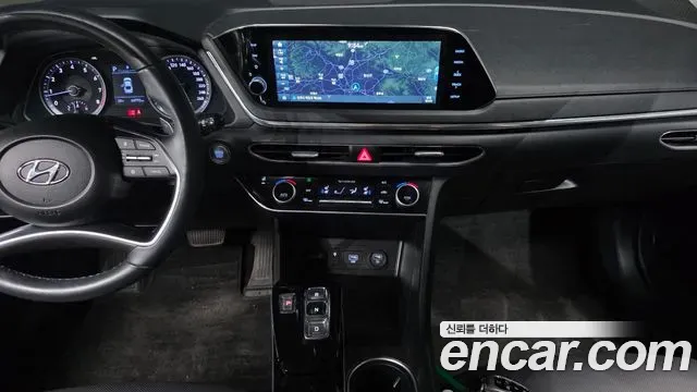 Hyundai Sonata 2.0 Premium Family 2019 — фото 14