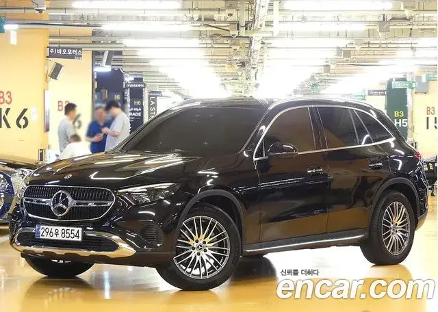 Mercedes-Benz GLC-Class GLC 300 4MATIC Avantgarde 2025