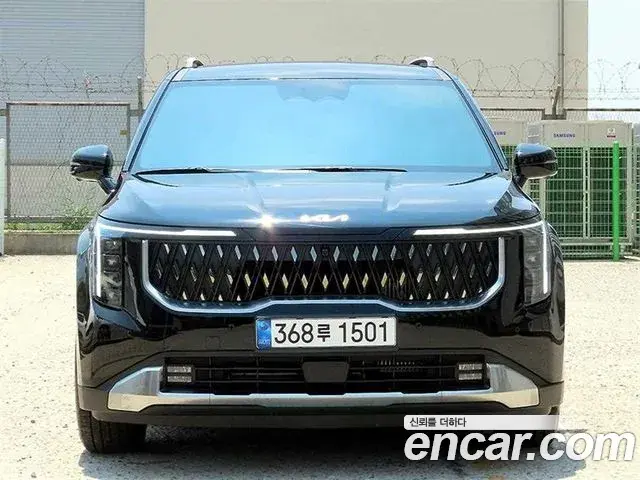 Kia Carnival HEV 9seater Signature 2025