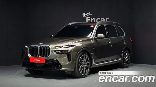 BMW X7 xDrive 40i M Sport 7STR 2025