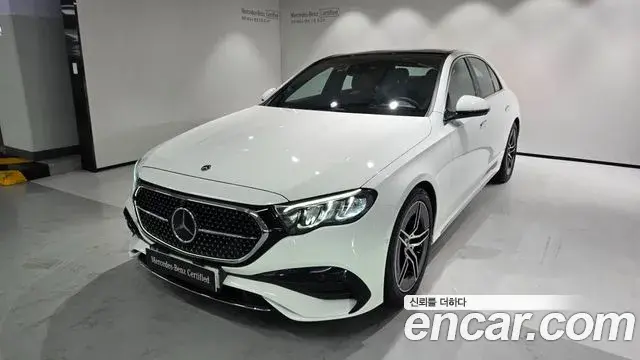 Mercedes-Benz E-Class E200 AMG Line 2025