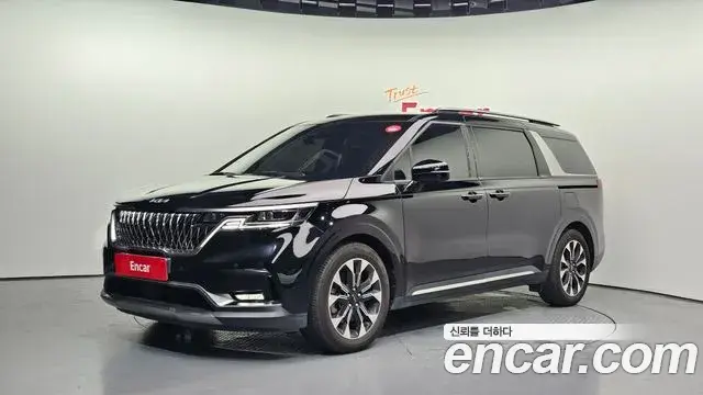 Kia Carnival Gasoline 7-Seater Signature 2022