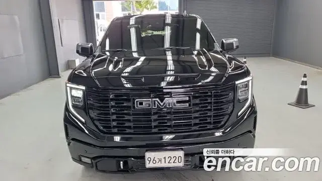 GMC Sierra Denali-X 2025