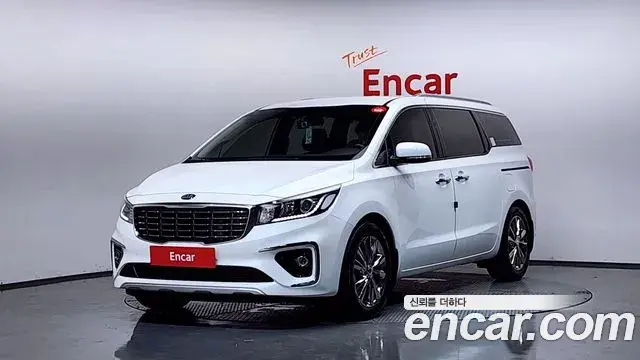 Kia Carnival 9-Seater Prstige 2019