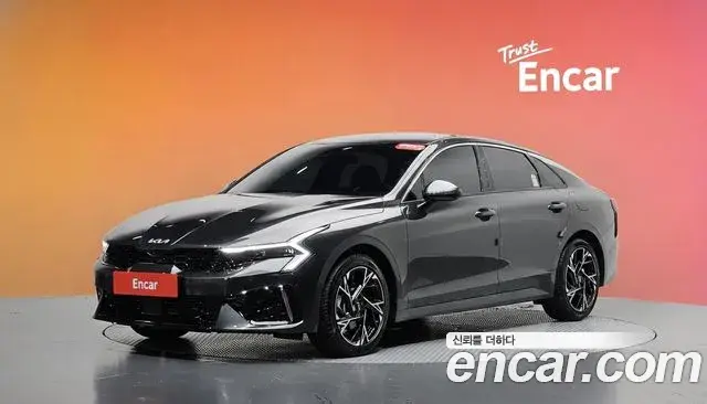 Kia K5 2.0 Signature 2025