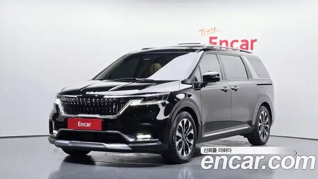 Kia Carnival Gasoline 7-Seater Signature 2023