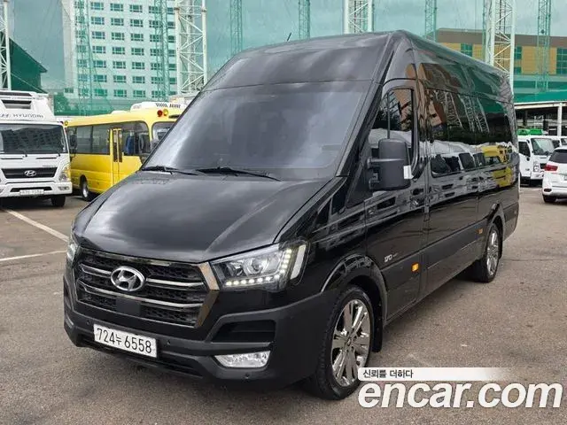 Hyundai Solati 15-seater Luxury 2019