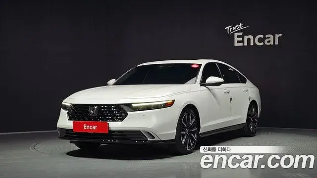 Honda Accord 2.0 Hybrid Touring 2025