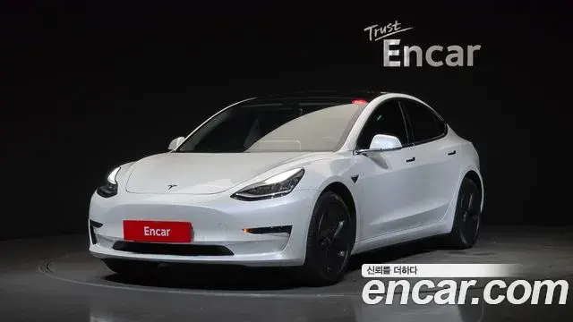 Tesla Model 3 Standard Range Plue RWD 2020