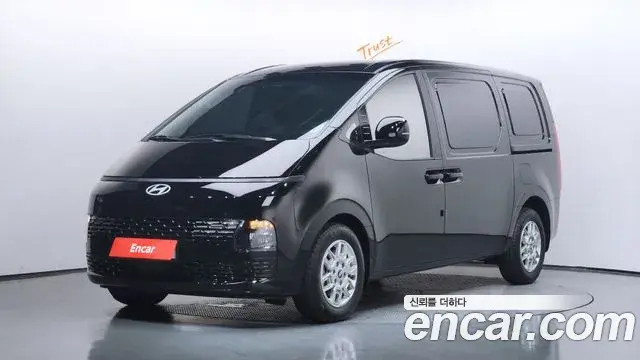 Hyundai Staria Cargo 3-Seater Modern 2025
