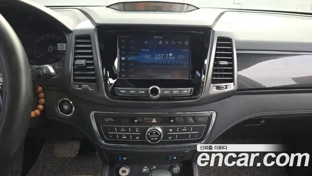 SsangYong Rexton Diesel 2.2 4WD Expedition 2022 — фото 14