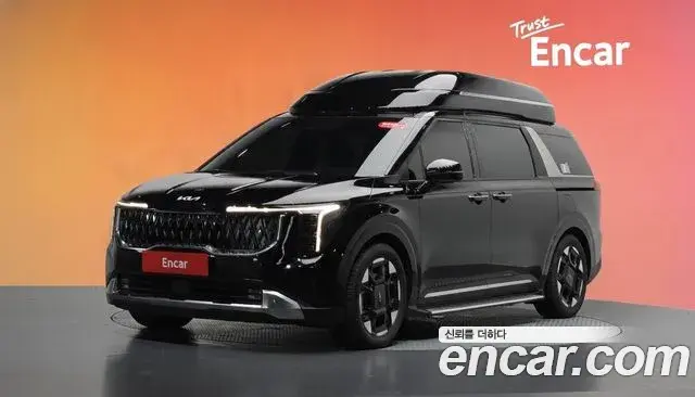 Kia Carnival Gasoline 9-Seater Hi Limousine Signature 2024