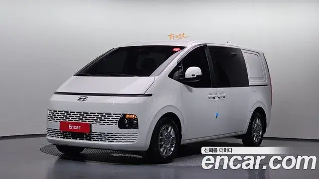 Hyundai Staria Cargo 5-Seater Modern 2022
