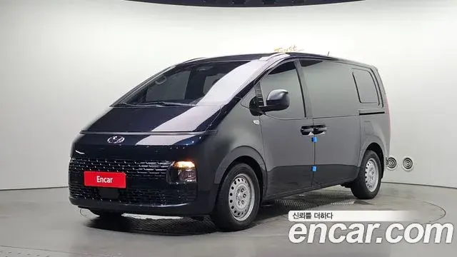 Hyundai Staria Cargo 5-Seater Smart 2022