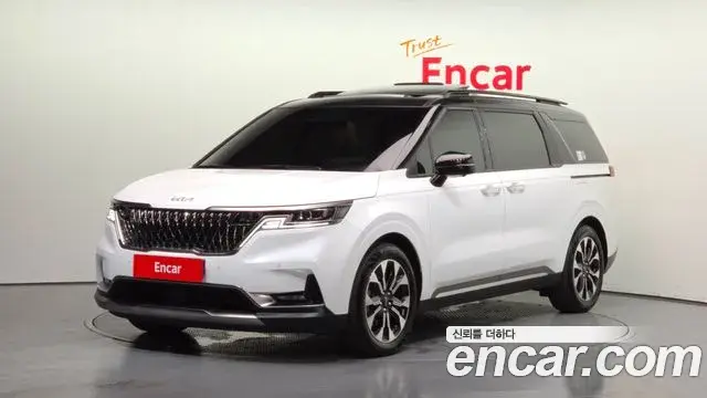 Kia Carnival Gasoline 9-Seater Signature 2023