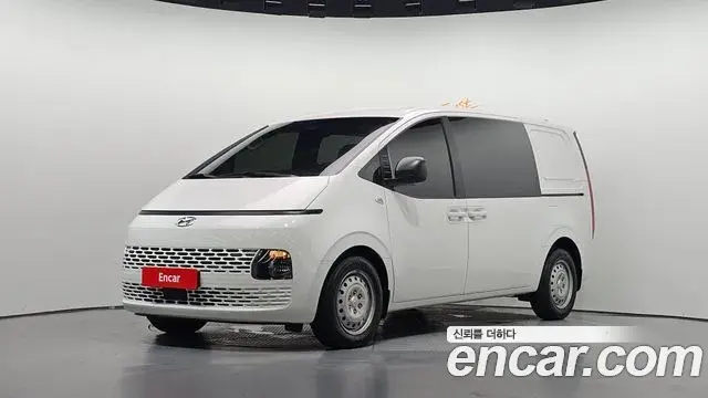 Hyundai Staria Cargo 5-Seater Smart 2023