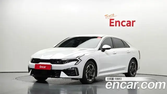 Kia K5 2.0 Prestige 2025