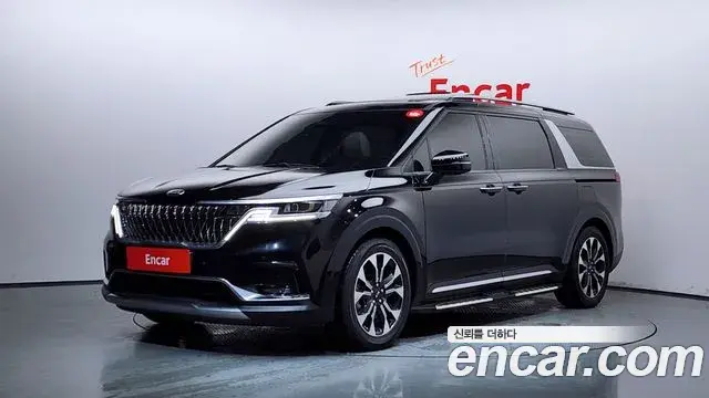 Kia Carnival Gasoline 9-Seater Signature 2020