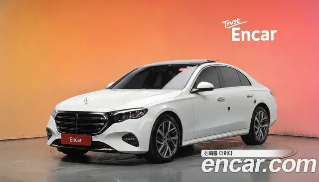 Mercedes-Benz E-Class E220d 4MATIC Exclusive 2024