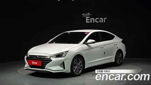Hyundai AVANTE 1.6 Style 2019