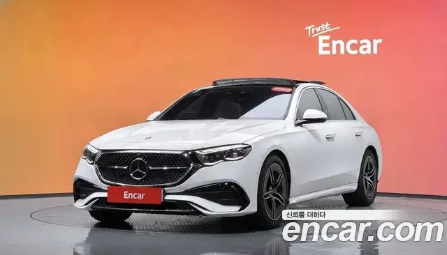 Mercedes-Benz E-Class E300 4MATIC AMG Line 2026
